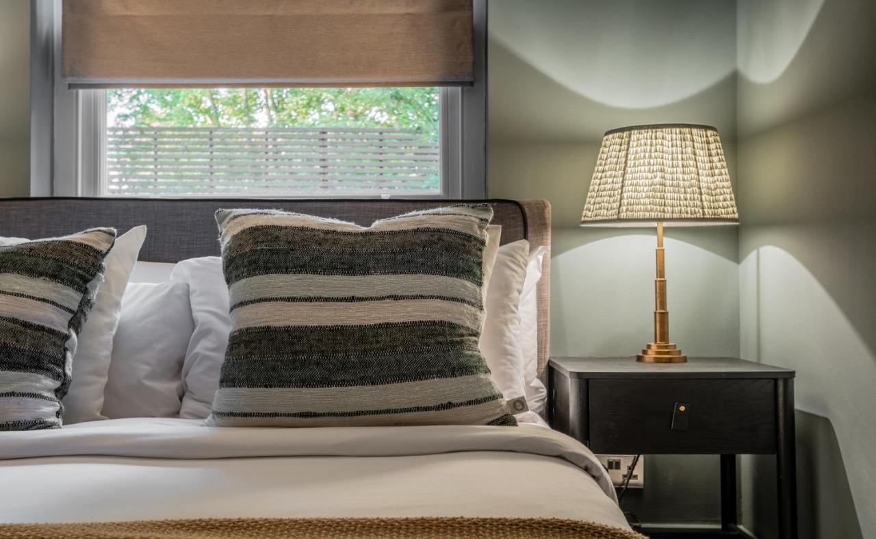 The Heart Of Shepherds Bush - Modern 2Bdr Apartment With Garden London Exterior photo