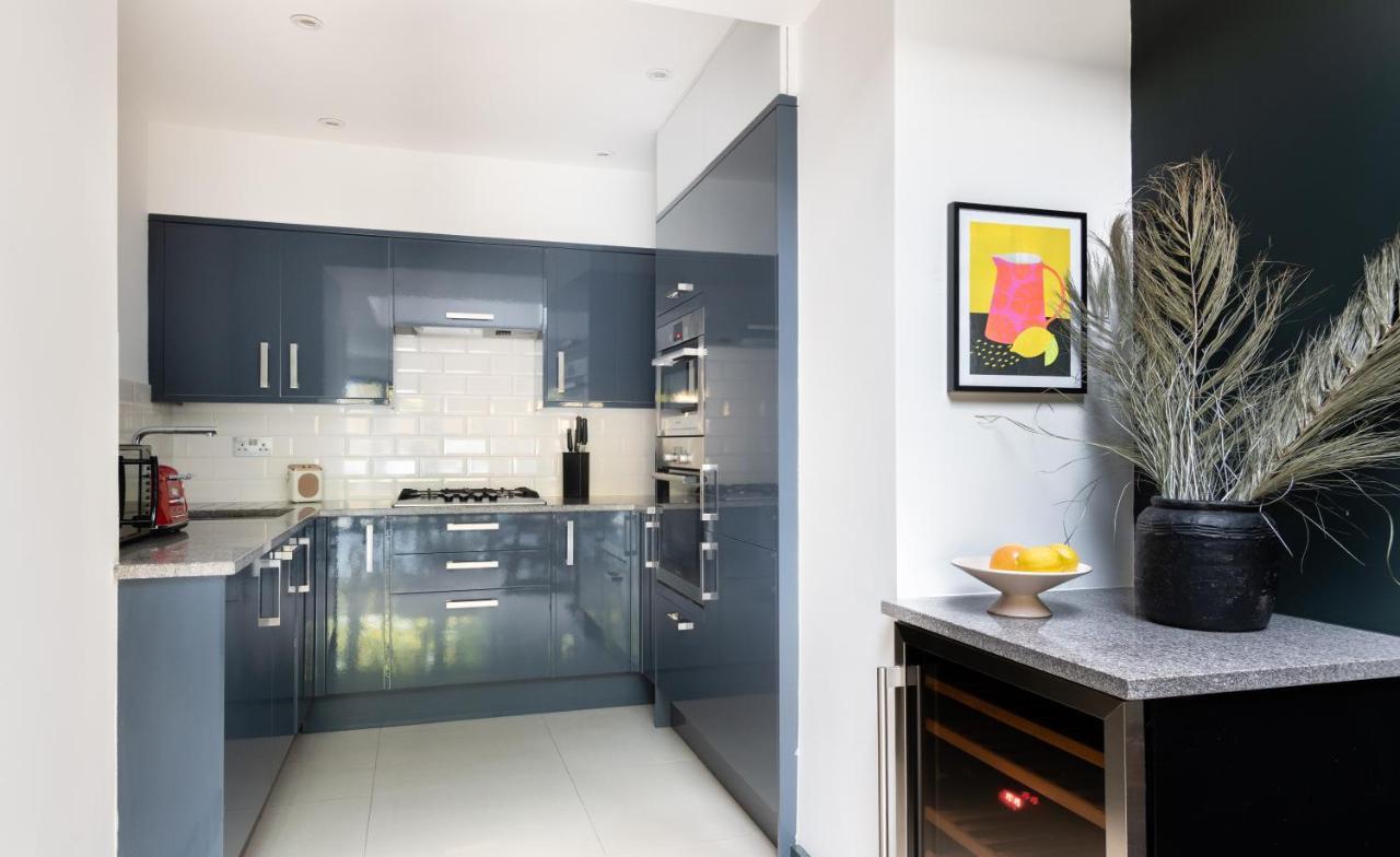 The Heart Of Shepherds Bush - Modern 2Bdr Apartment With Garden London Exterior photo