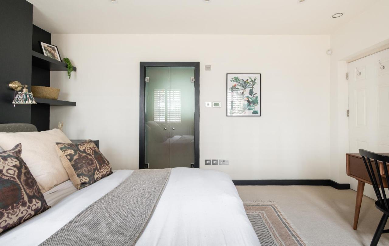 The Heart Of Shepherds Bush - Modern 2Bdr Apartment With Garden London Exterior photo